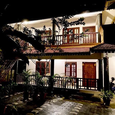 Tattwamasi Ayuryoga With Breakfast And Yoga Otel Varkala Dış mekan fotoğraf