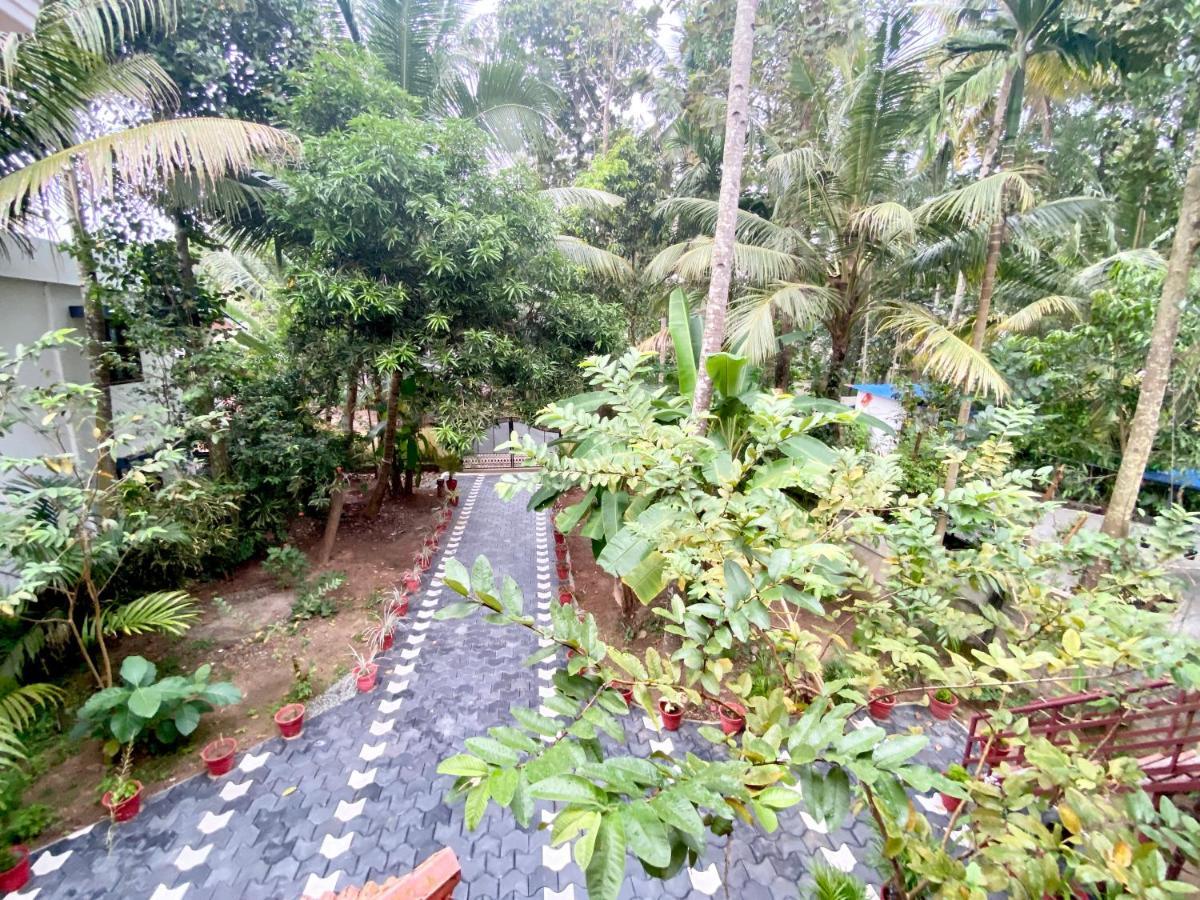 Tattwamasi Ayuryoga With Breakfast And Yoga Otel Varkala Dış mekan fotoğraf